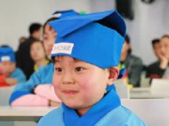 小夫子国学馆老师谈国学启蒙教育的重要性